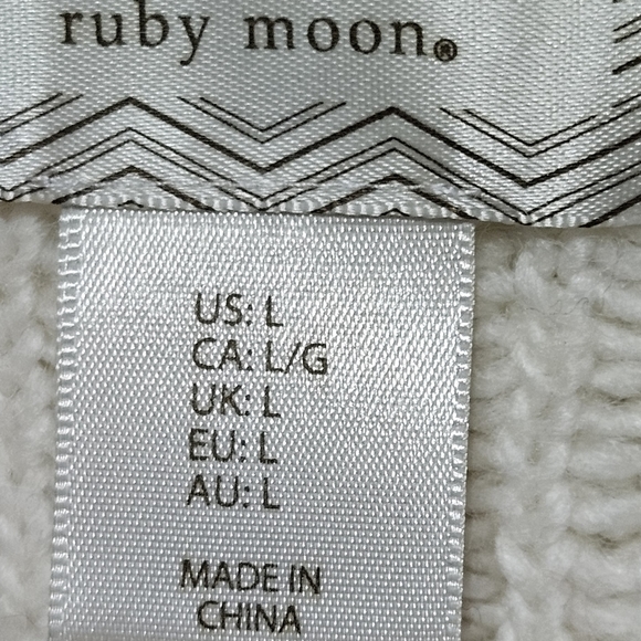 Ruby Moon Sweater - Picture 3 of 3